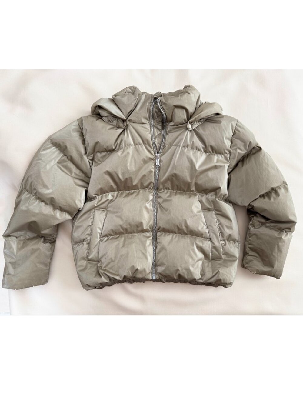 ** KIDS ** Bonpoint Puffer Jacket w Removeable Hood in Gold, size 12 years